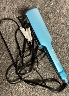 BaBylissPRO Nano Titanium 2 inch Ultra-Thin Straightening Iron